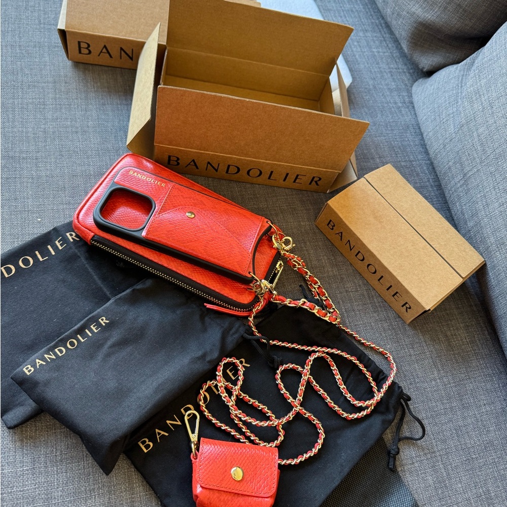 Bandolier Lily Duet iPhone 15 Pro with pouch and iPod Pro case